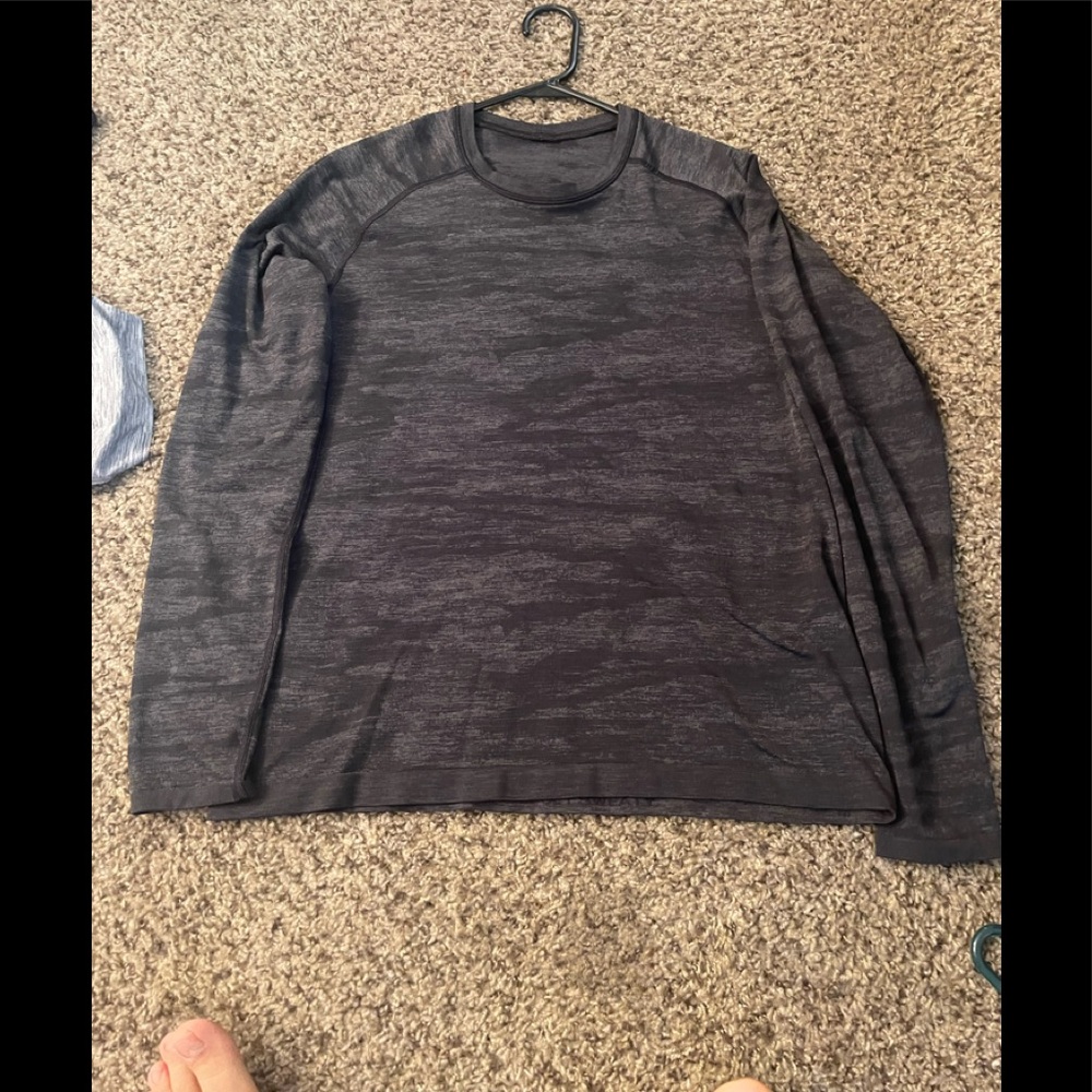 Lululemon Medium Long Sleeve Camo shirt!